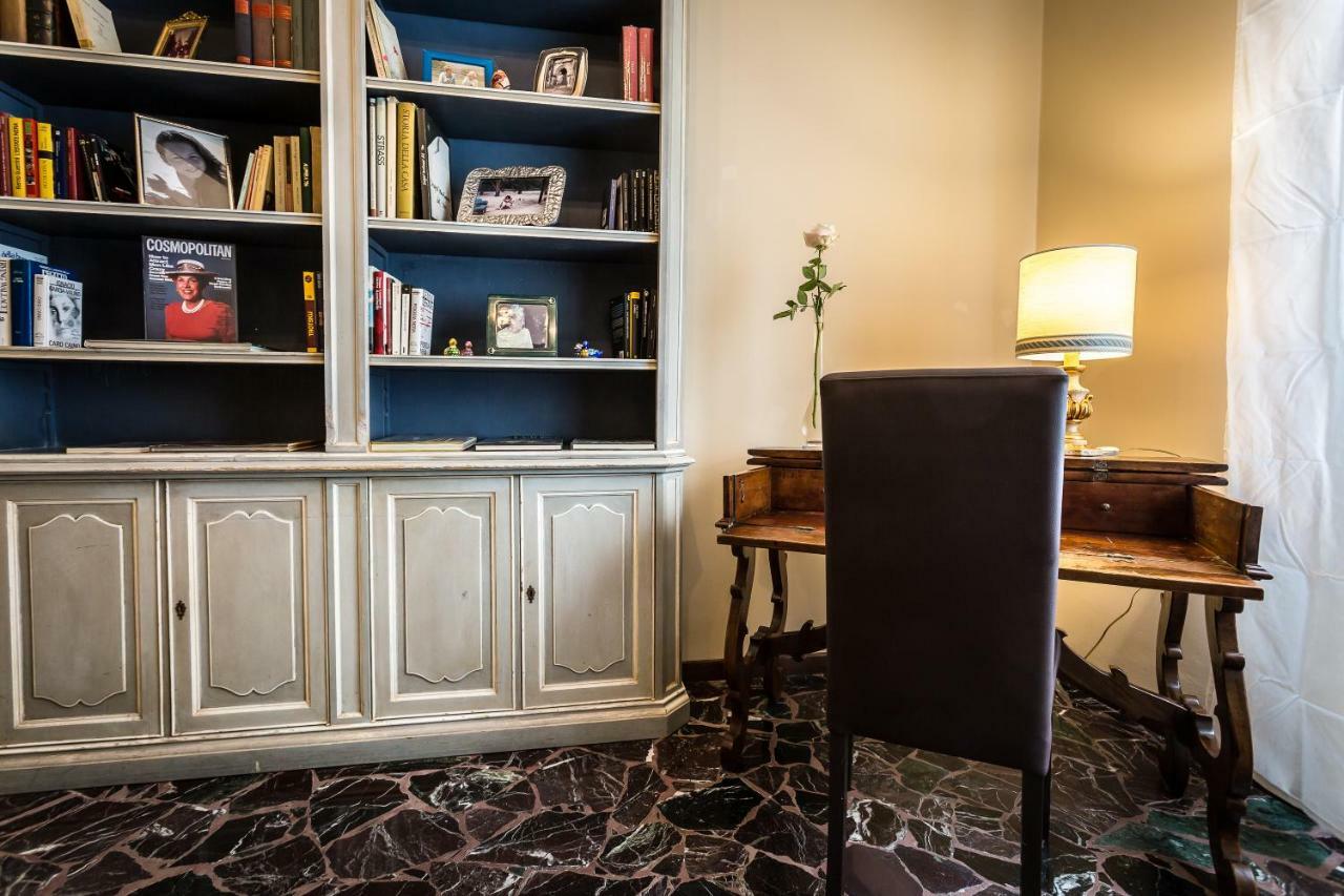 Ferrhouse Charm In Florence Two Lifts Extérieur photo