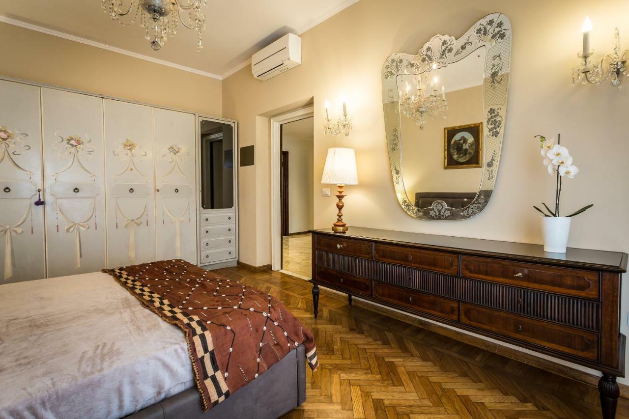 Ferrhouse Charm In Florence Two Lifts Extérieur photo